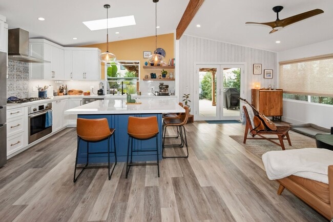 Building Photo - Long Term Unfurnished Corner Lot Home in Imperial Beach!