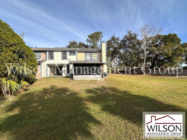 Building Photo - 2971 Embassy Ct