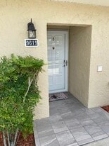 Building Photo - 9619 Midiron Ct
