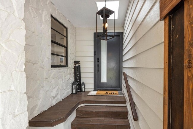 Building Photo - 12756 Poinsettia Ave