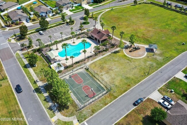 Building Photo - 6853 Sandle Dr