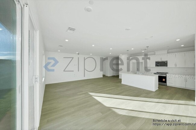 Building Photo - 5602 Gem Ct