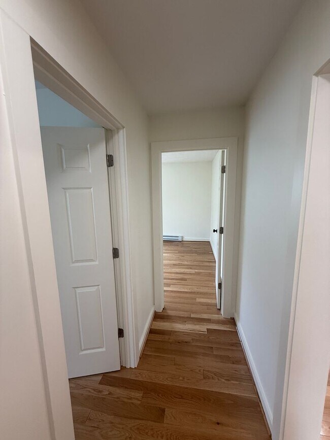 Building Photo - oliv3574