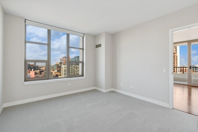 Building Photo - 200 N Jefferson St