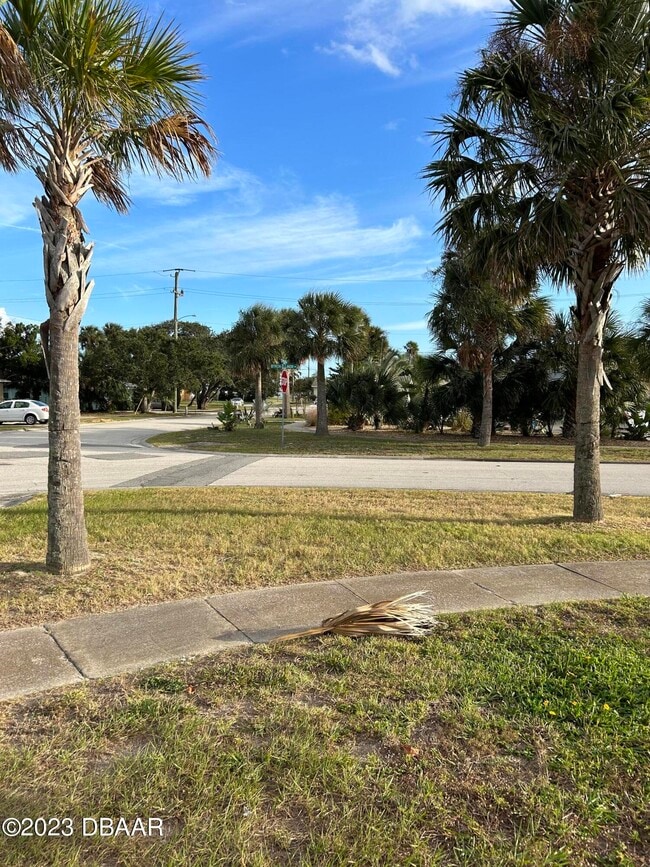 Building Photo - 4 Cypress Cir