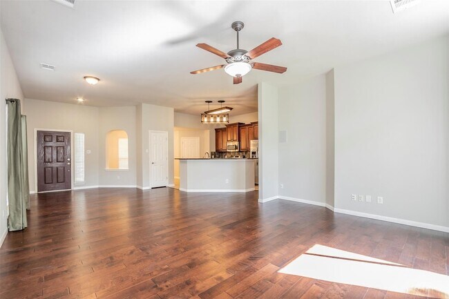 Building Photo - 9009 Sommerland Wy