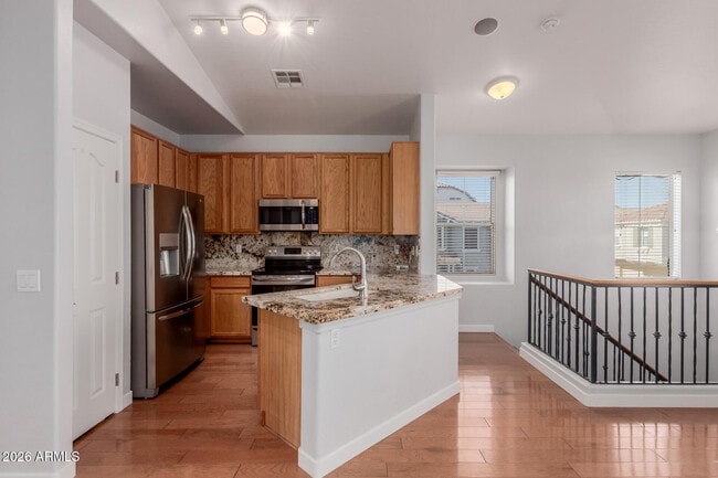 Building Photo - 144 W Campbell Ct