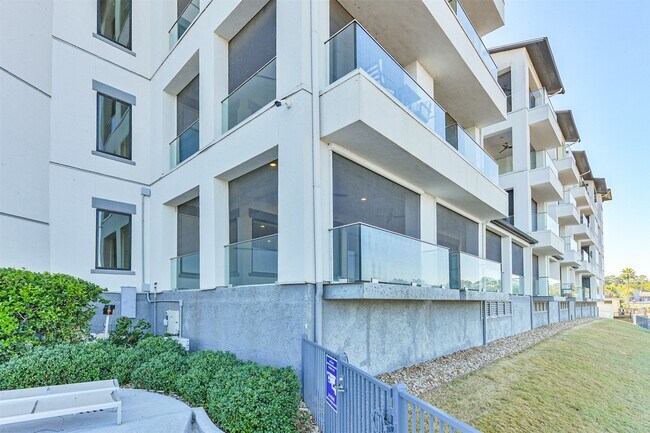 Building Photo - 15260 TX-105