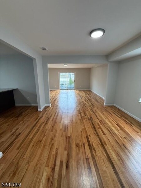 Building Photo - 139 Oraton St