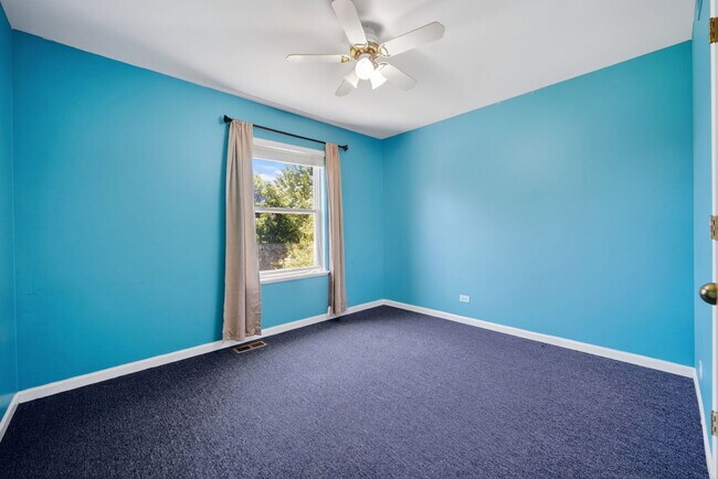 Building Photo - 2743 Rourke Dr