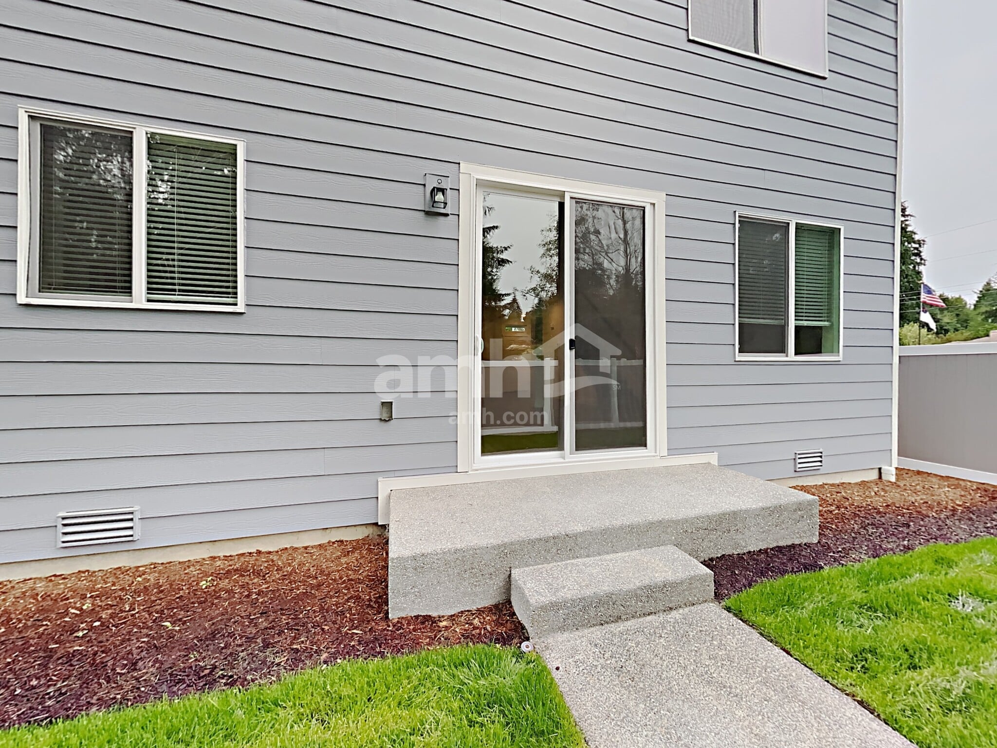 Building Photo - 12401 83rd Ave E