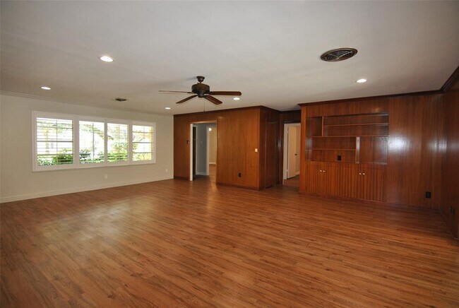 Building Photo - 3519 Latma Dr
