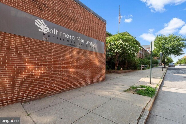 Building Photo - 1708 Latrobe St