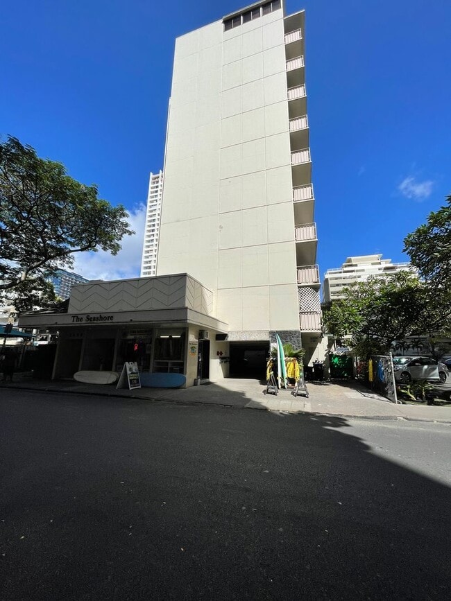Building Photo - The Seashore Waikiki