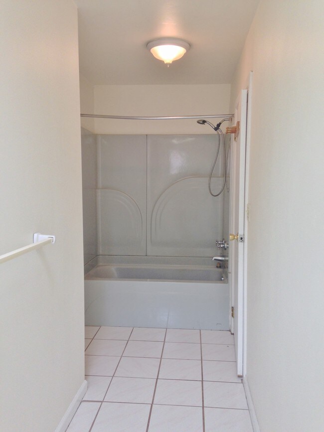 Bathroom - 1926 Harcum Way