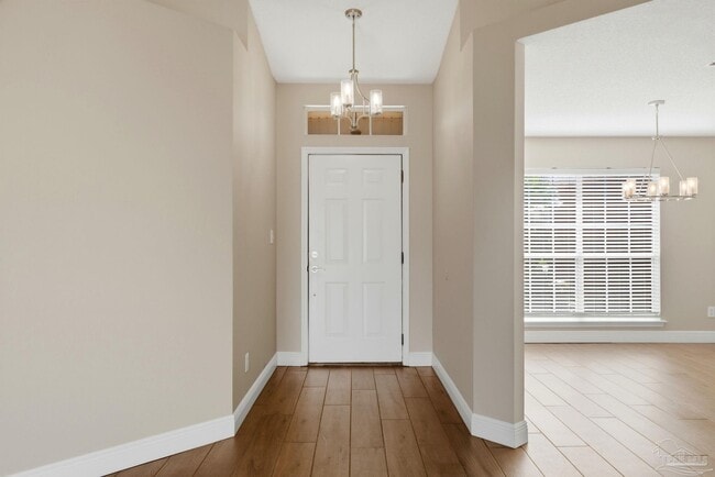 Building Photo - 520 Batten Blvd