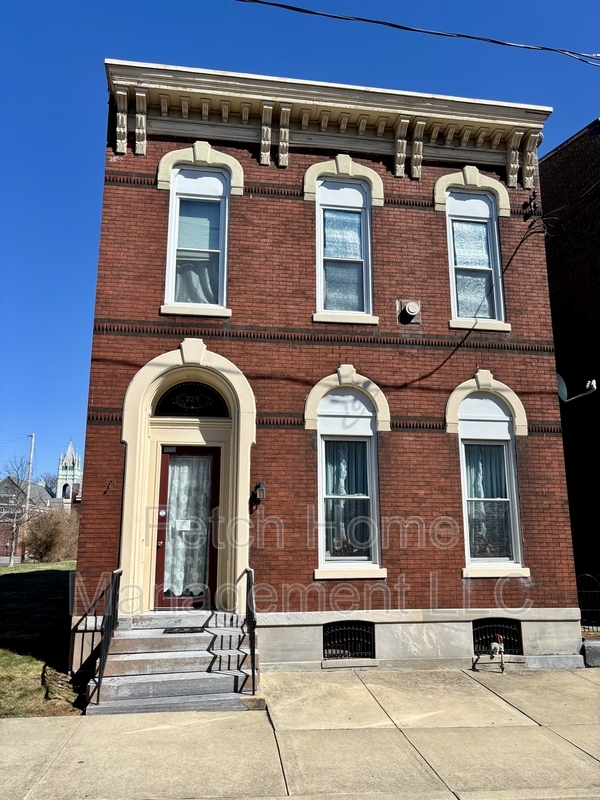 Primary Photo - 324 Old 9th St
