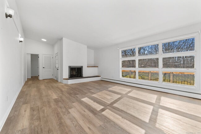 Building Photo - 475 Parum Rd