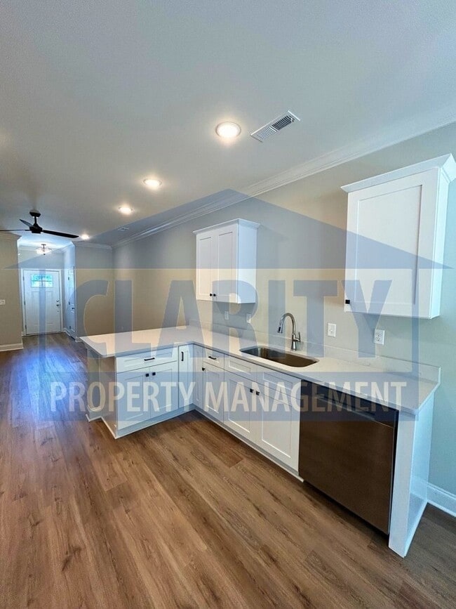 Building Photo - Newly constructed single level townhome!