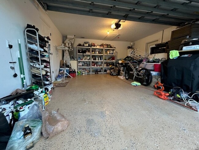 Building Photo - 112 Red Mill Dr