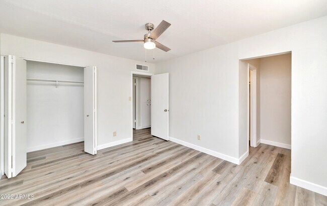 Building Photo - 8444 E Plaza Ave