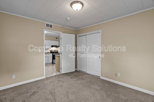 Building Photo - 1132 Redman Blvd