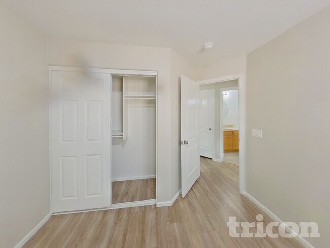 Building Photo - 42396 Colby Dr