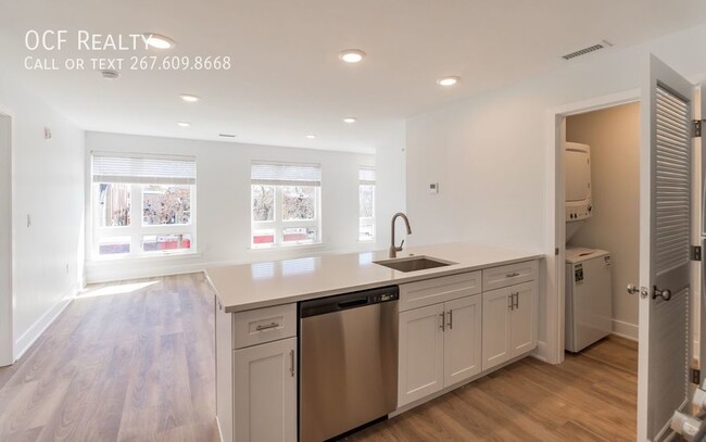 Building Photo - Two Bed Brewerytown Apartment