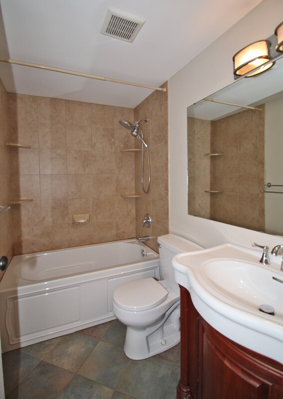 Building Photo - 100 Grouse Ct