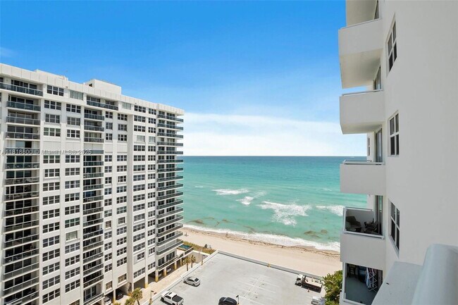 Building Photo - 3001 S Ocean Dr