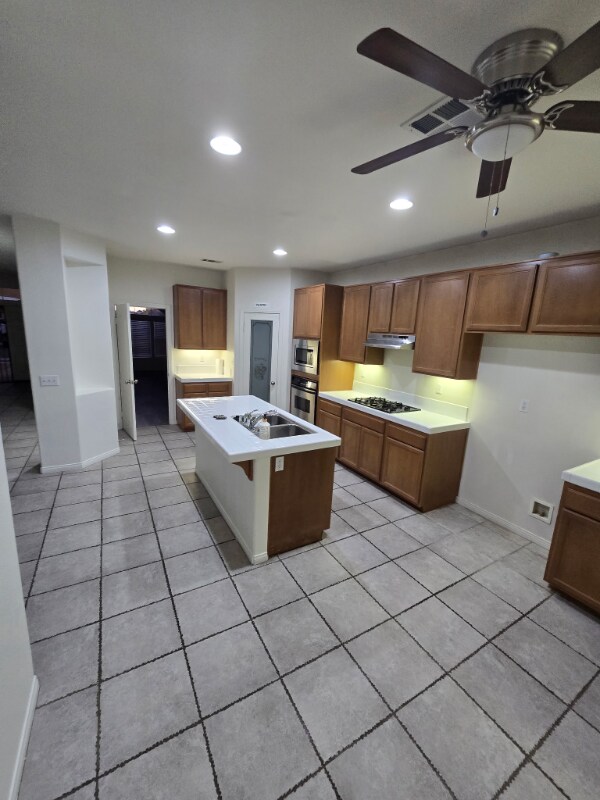 Building Photo - 12662 Fair Glen Ln