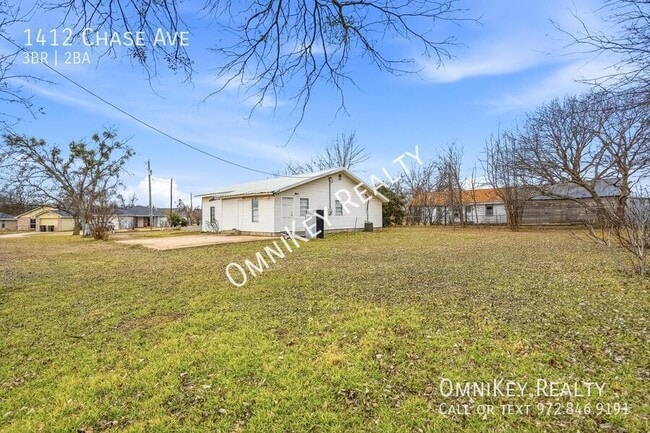 Building Photo - 1412 Chase Ave