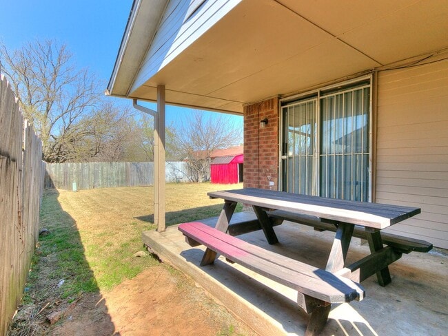 Building Photo - 3 Bed/2 Bath Home in Midwest City