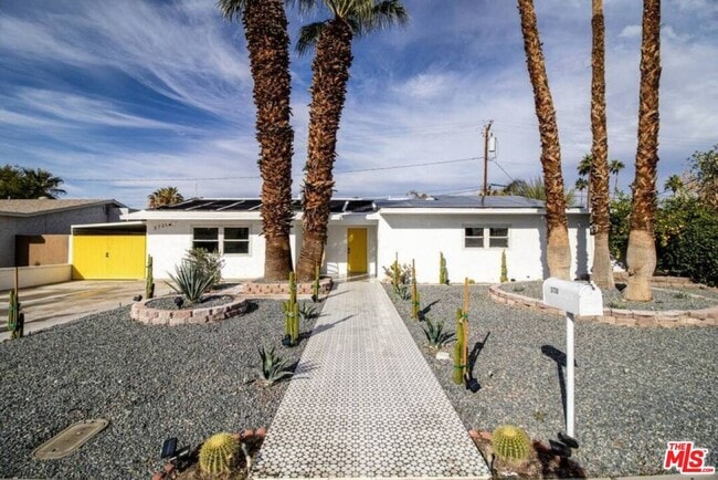 Building Photo - 3730 E Camino San Miguel