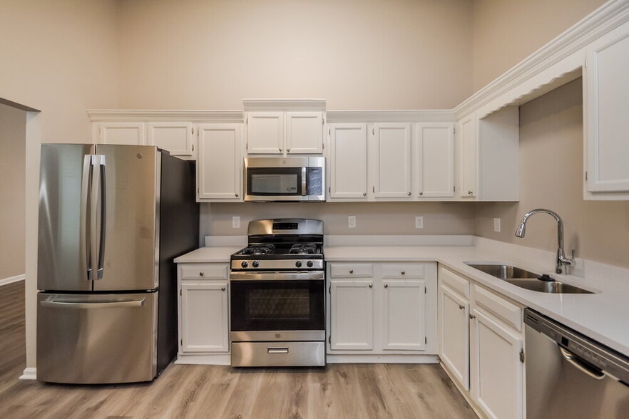 Building Photo - 2575 Stardust Trail