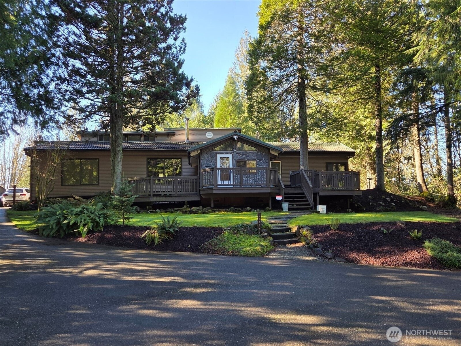 Building Photo - 37627 W Lake Walker Dr SE