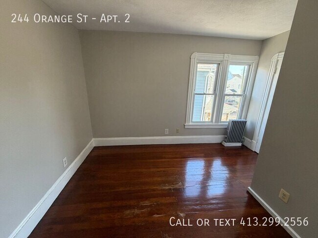 Building Photo - 244 Orange St