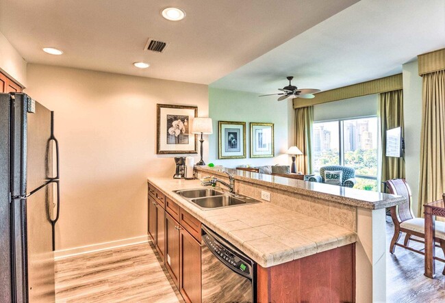 Building Photo - 5000 S Sandestin Blvd