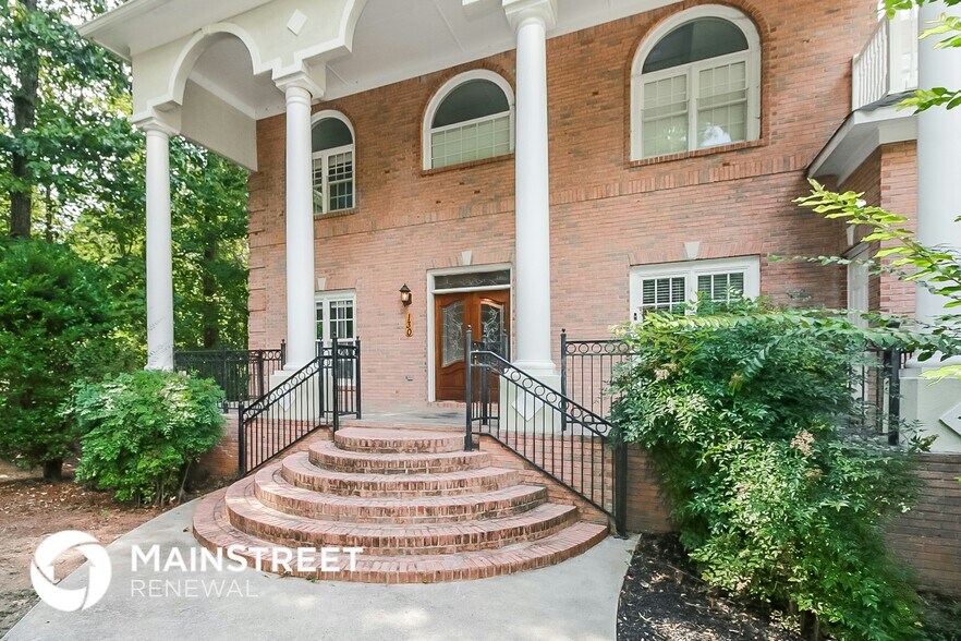 Building Photo - 130 Greenfield Cir