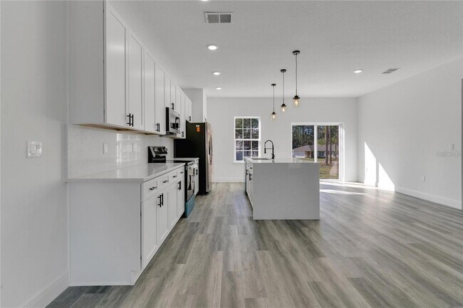 Building Photo - 13836 SW 27th Terrace
