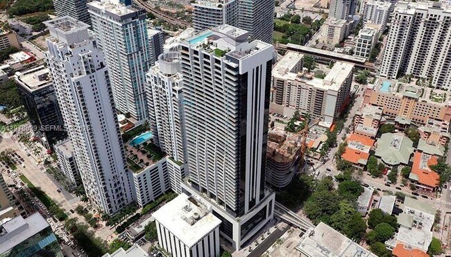 Building Photo - 1010 Brickell Ave
