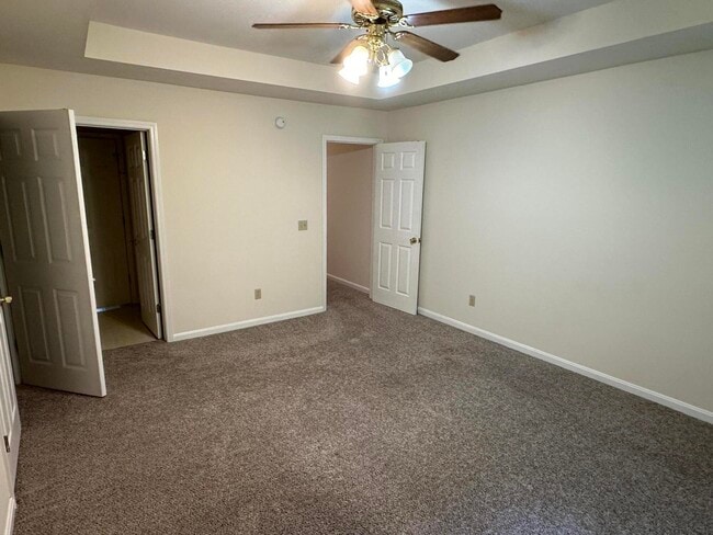 Building Photo - 1017 Smither Dr