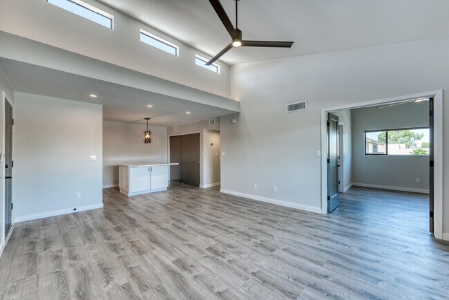Building Photo - 6480 N 82nd St