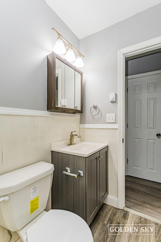 Building Photo - 6304 E Piccadilly Rd