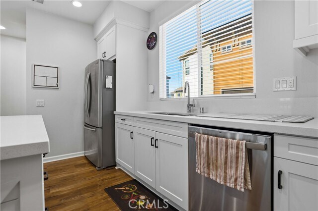 Building Photo - 609 Savi Dr