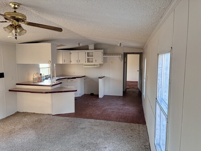 Building Photo - 101 Hill Rd