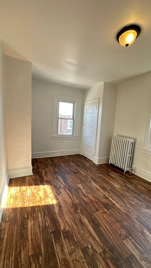 Building Photo - Front Porch Row - Olney