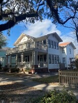 Building Photo - 526 E 37th St