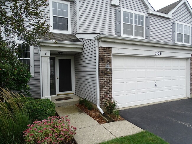 Building Photo - 705 Savannah Lane
