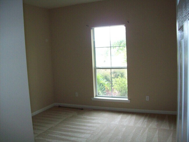 Building Photo - 26043 Wimbledon Dr